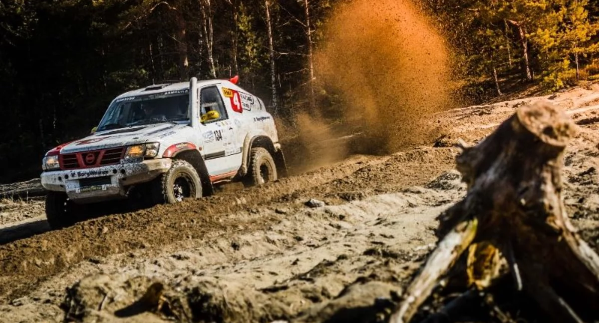 Rajdy terenowe i przeprawy 4x4, Columna Medica Poland - zdjęcie, fotografia