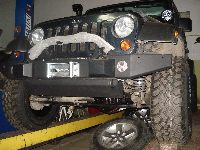 Zderzak pod wyciągarkę Mopar - dedykowany do Jeep Wrangler.
