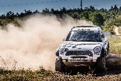 Tak po swoje pierwsze zwycięstwo w cross country pędził Mikko Hirvonen
fot. X-raid