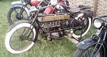 MOTO WETERAN Płock
